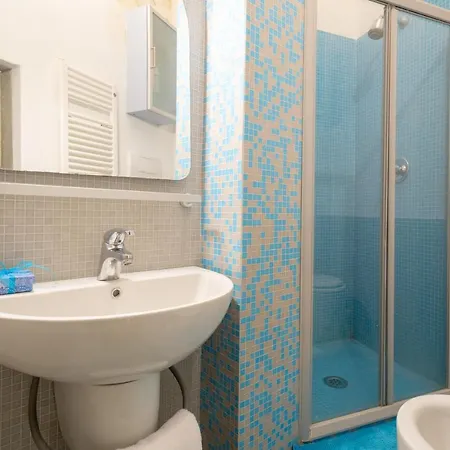 Lungarno View Apartment
